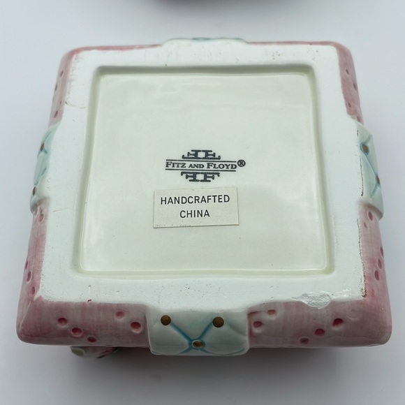 Fitz and Floyd Vintage Essentials Porcelain Blue Floral Themed Square Trinket bx - Picture 6 of 7